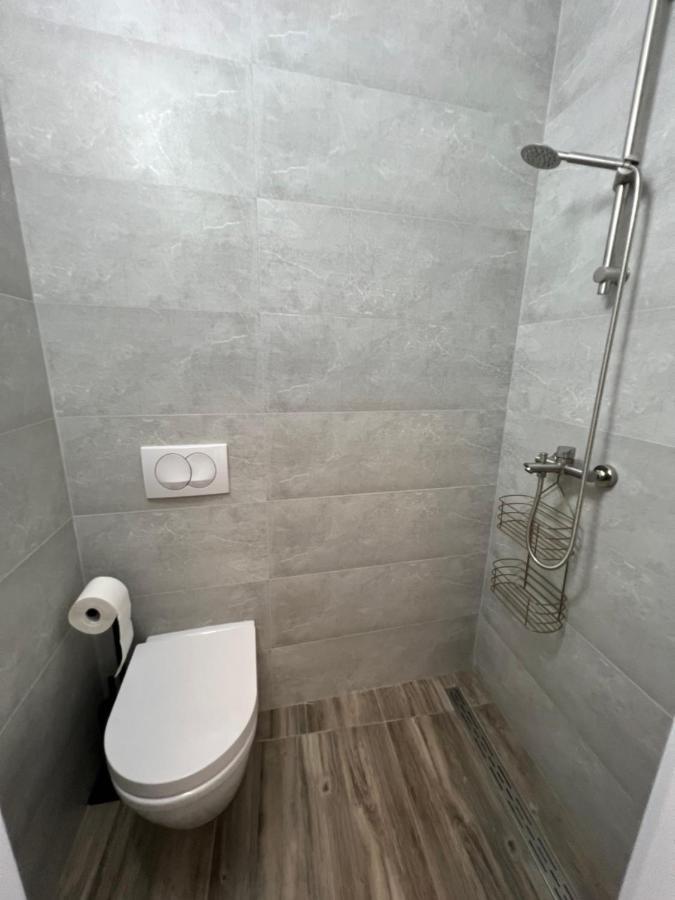 Apartment Suzana Tisno Buitenkant foto